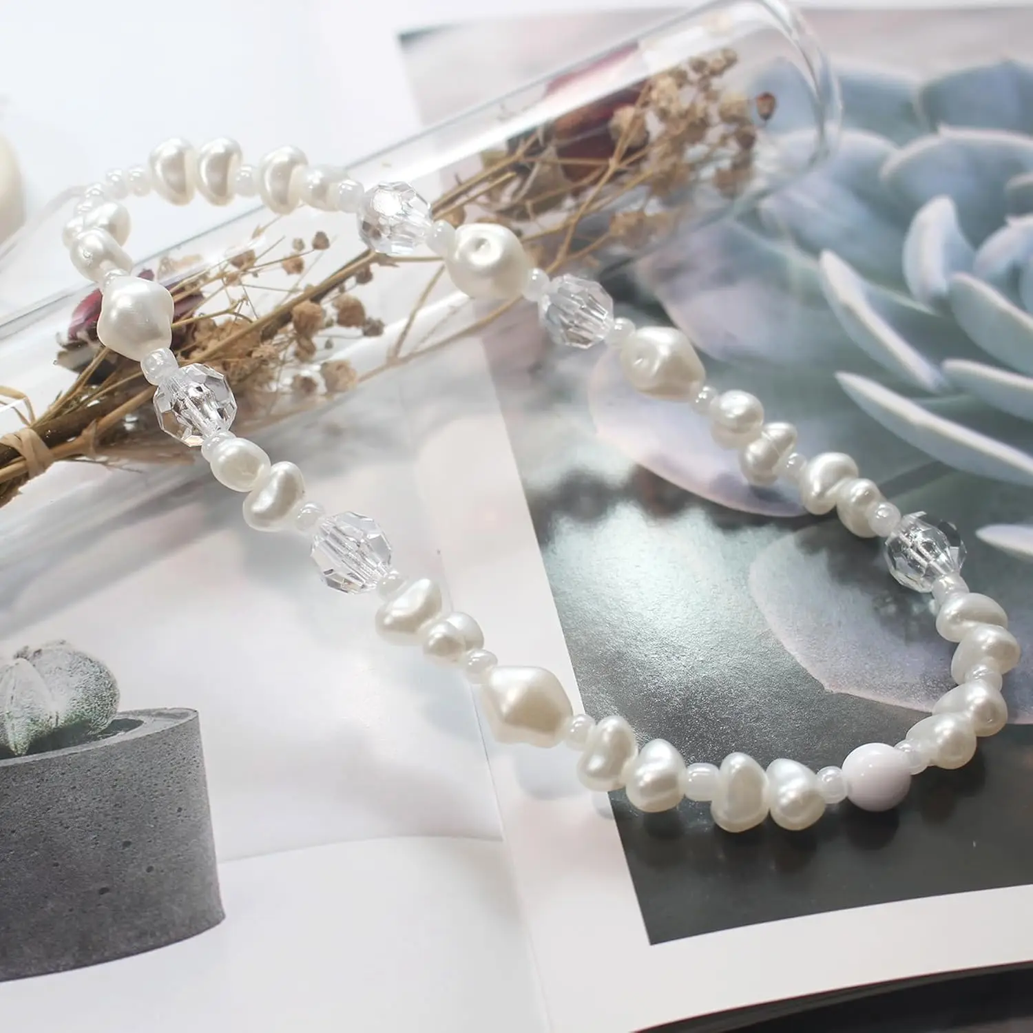 Cute Beaded Camera Wrist Strap - Phone Accessories Images 리뷰 및 가격