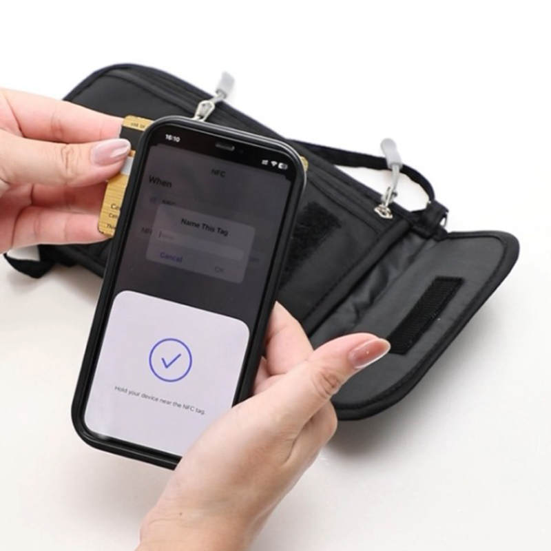 Portable Crossbody Bag Travel  - Neck Hanging Phone Holder 리뷰 및 가격